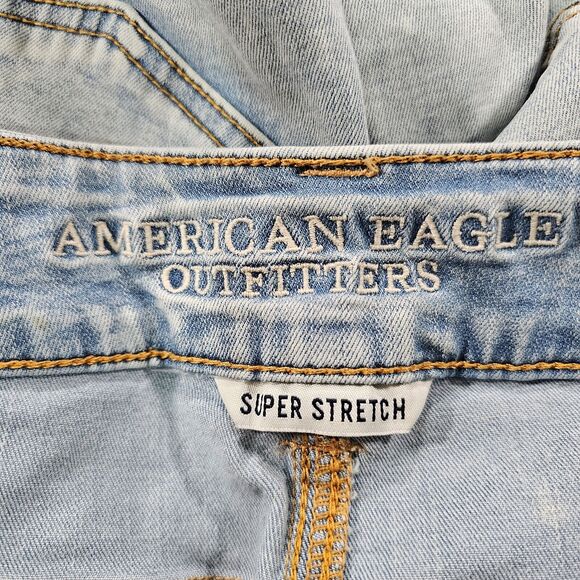 American Eagle WOMENS SIZE 2 Artist Crop Jeans Blue Low Rise Denim Distressed - Picture 11 of 16